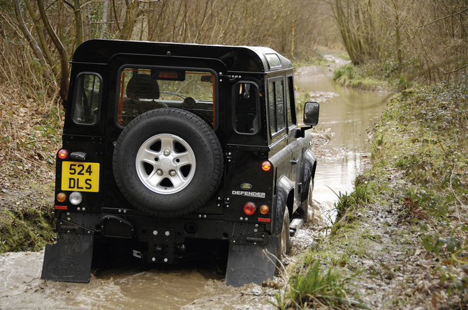 Land Rover Defender 25 Tdi